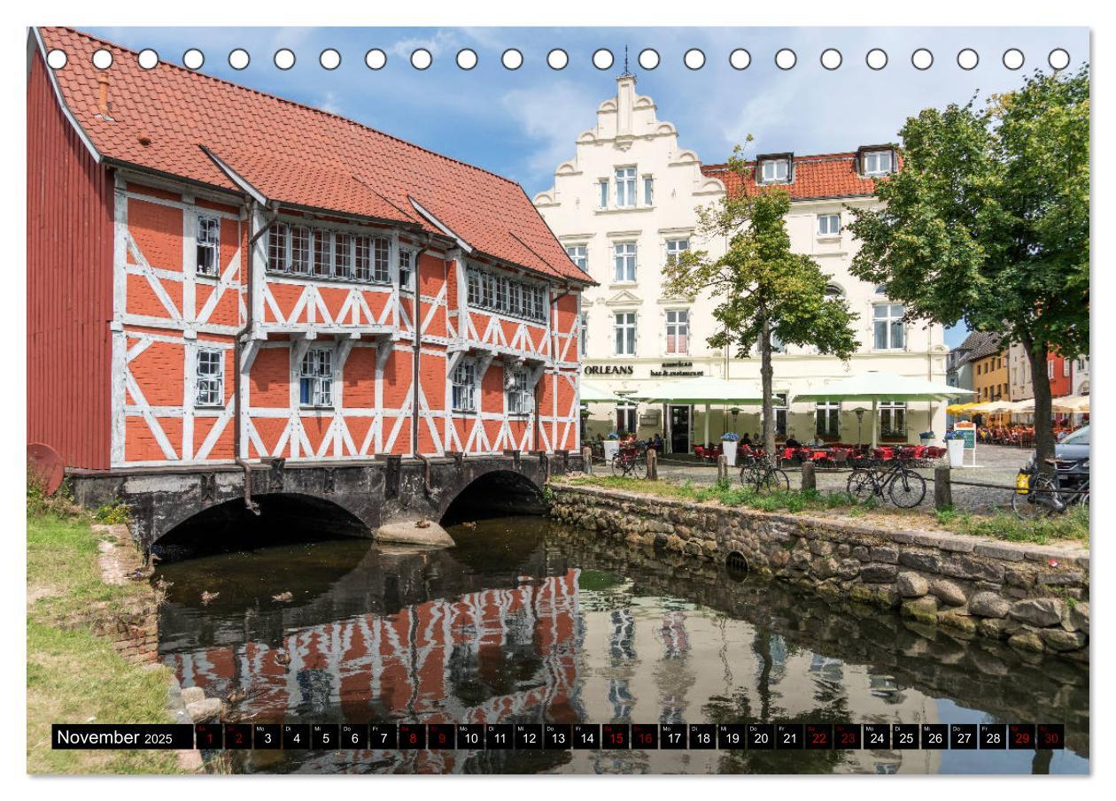 Bild: 9783435409846 | Hansestadt Wismar (Tischkalender 2025 DIN A5 quer), CALVENDO...