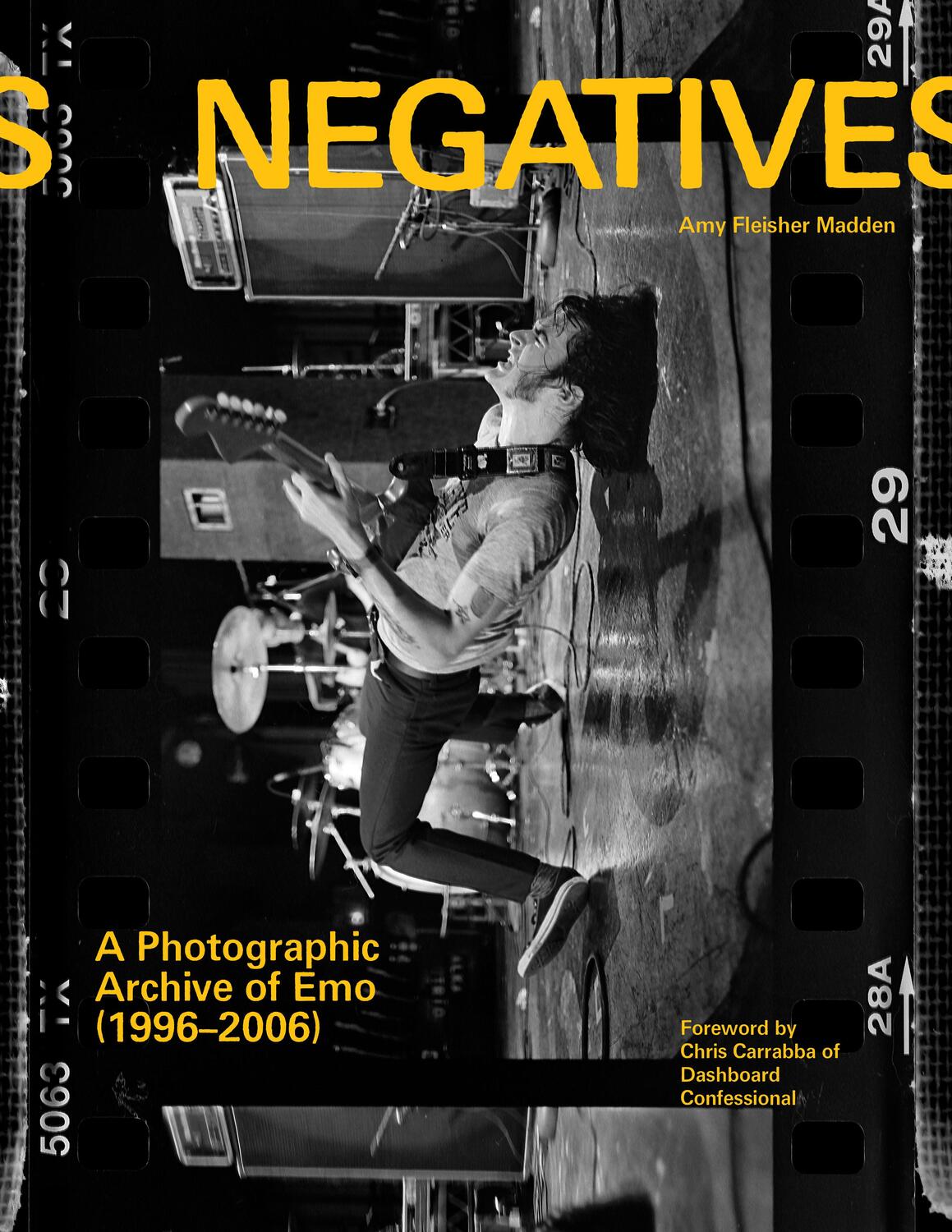 Cover: 9781797220994 | Negatives | A Photographic Archive of Emo (1996-2006) | Madden | Buch