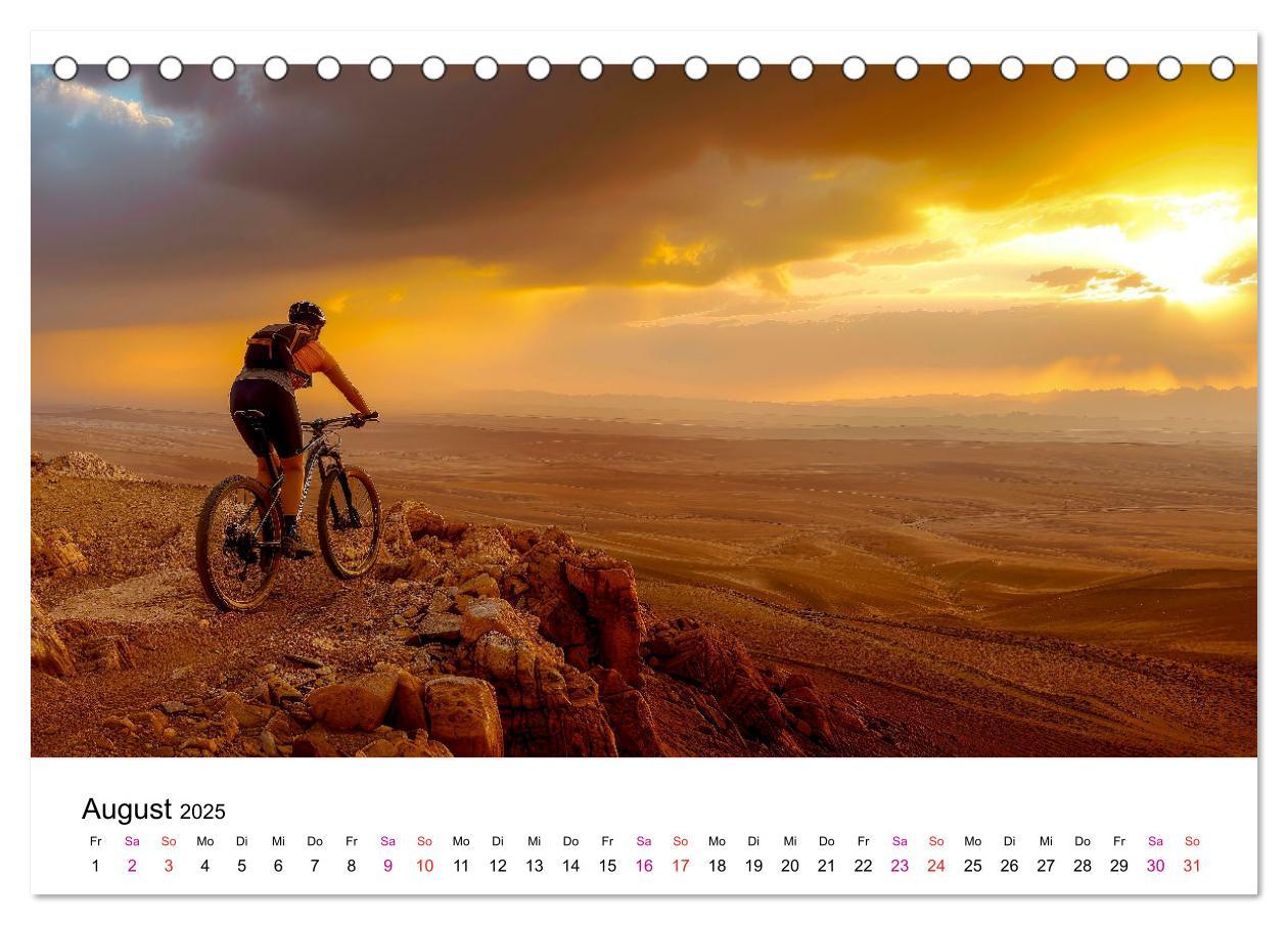 Bild: 9783457149898 | Mountainbike Erlebnisse (Tischkalender 2025 DIN A5 quer), CALVENDO...