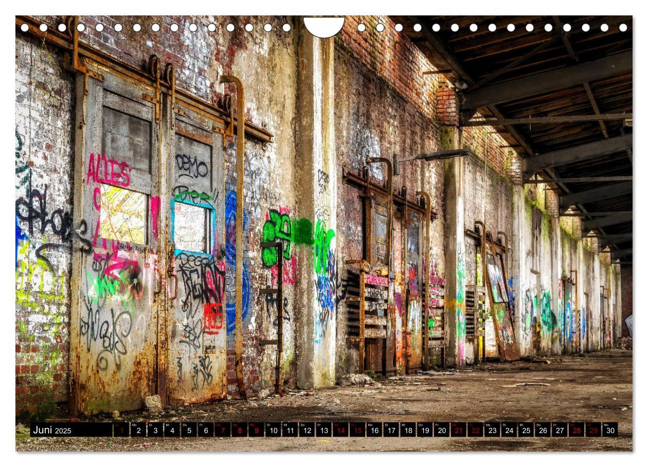 Bild: 9783435311620 | Lost Places Graffiti (Wandkalender 2025 DIN A4 quer), CALVENDO...