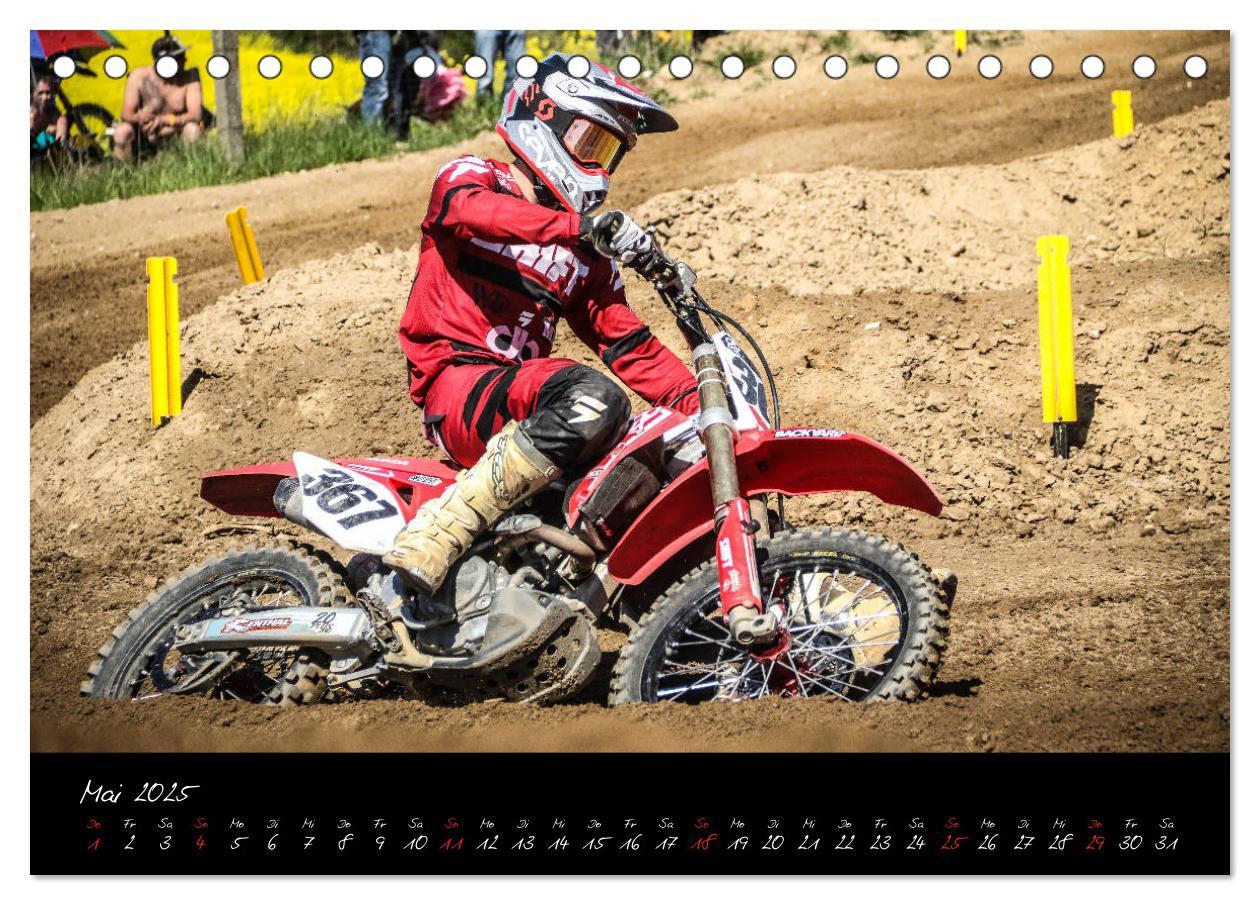 Bild: 9783435294381 | Motocross Racing 2025 (Tischkalender 2025 DIN A5 quer), CALVENDO...