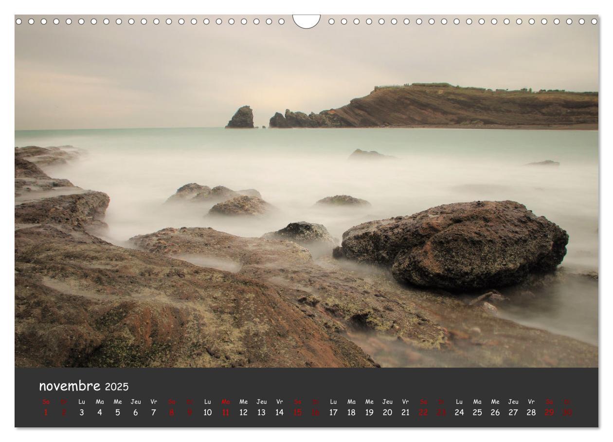 Bild: 9781325936823 | Le Cap d'Agde - Terre volcanique (Calendrier mural 2025 DIN A3...