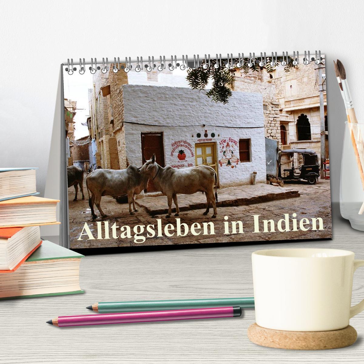 Bild: 9783435728114 | Alltagsleben in Indien (Tischkalender 2025 DIN A5 quer), CALVENDO...