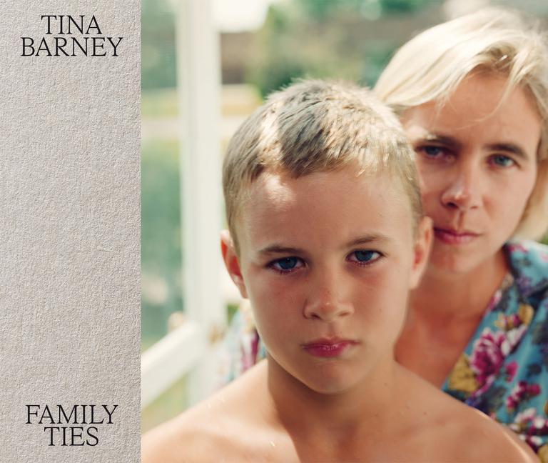 Cover: 9781597115889 | Tina Barney: Family Ties | Buch | Englisch | 2024 | Aperture