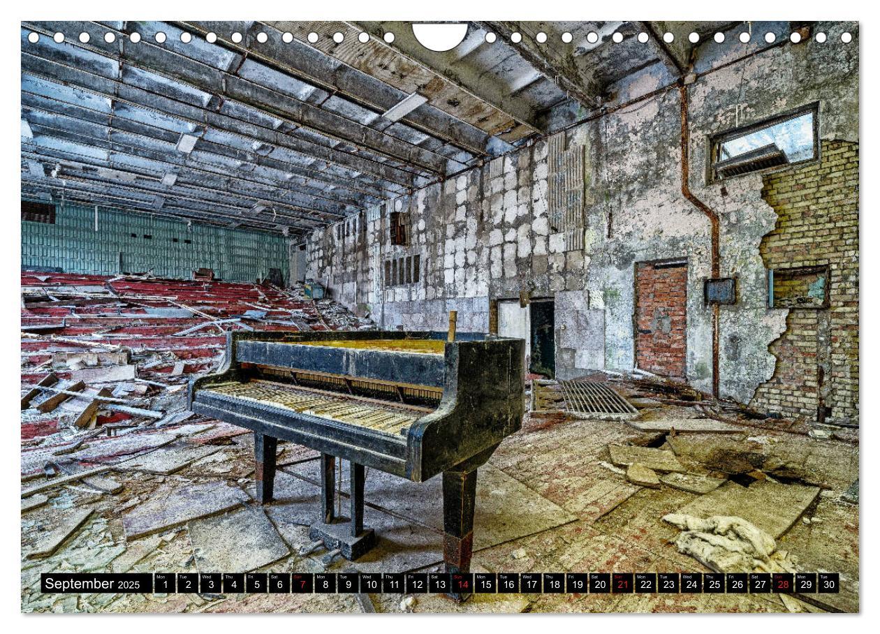 Bild: 9781325942251 | Chernobyl - The exclusion zone (Wall Calendar 2025 DIN A4...