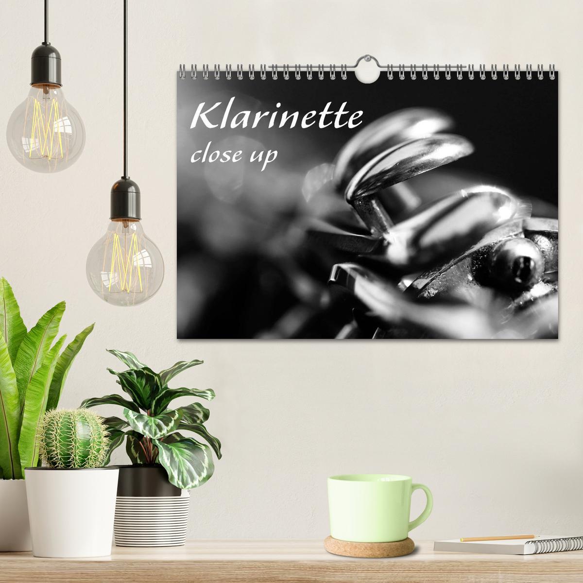 Bild: 9783435508877 | Klarinette - close up (Wandkalender 2025 DIN A4 quer), CALVENDO...