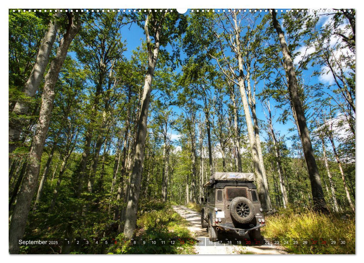 Bild: 9783435396443 | Mit dem 4x4 durch Europa (hochwertiger Premium Wandkalender 2025...