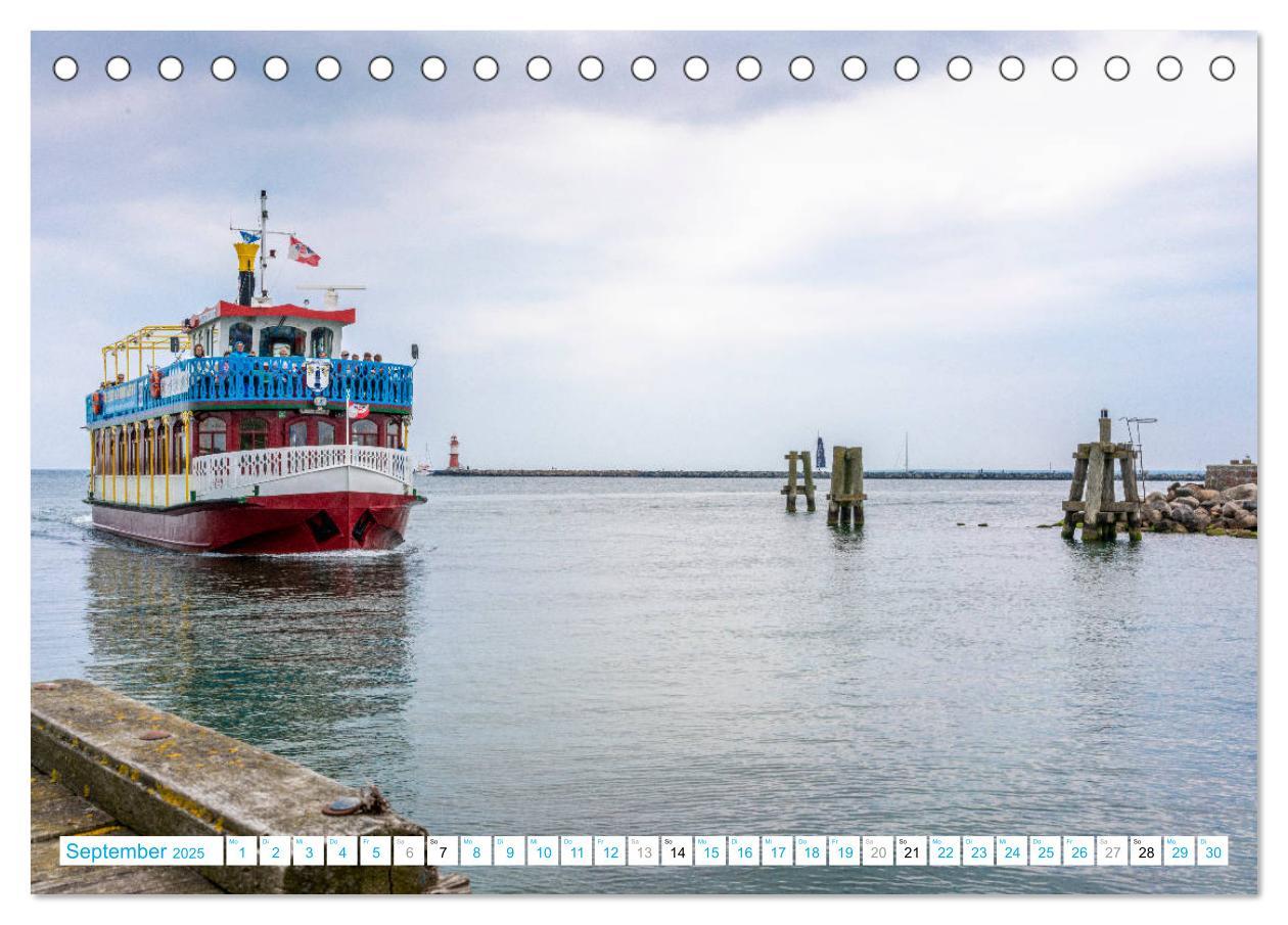 Bild: 9783435227297 | Warnemünde - Sommer, Sonne und Sand im Schuh (Tischkalender 2025...