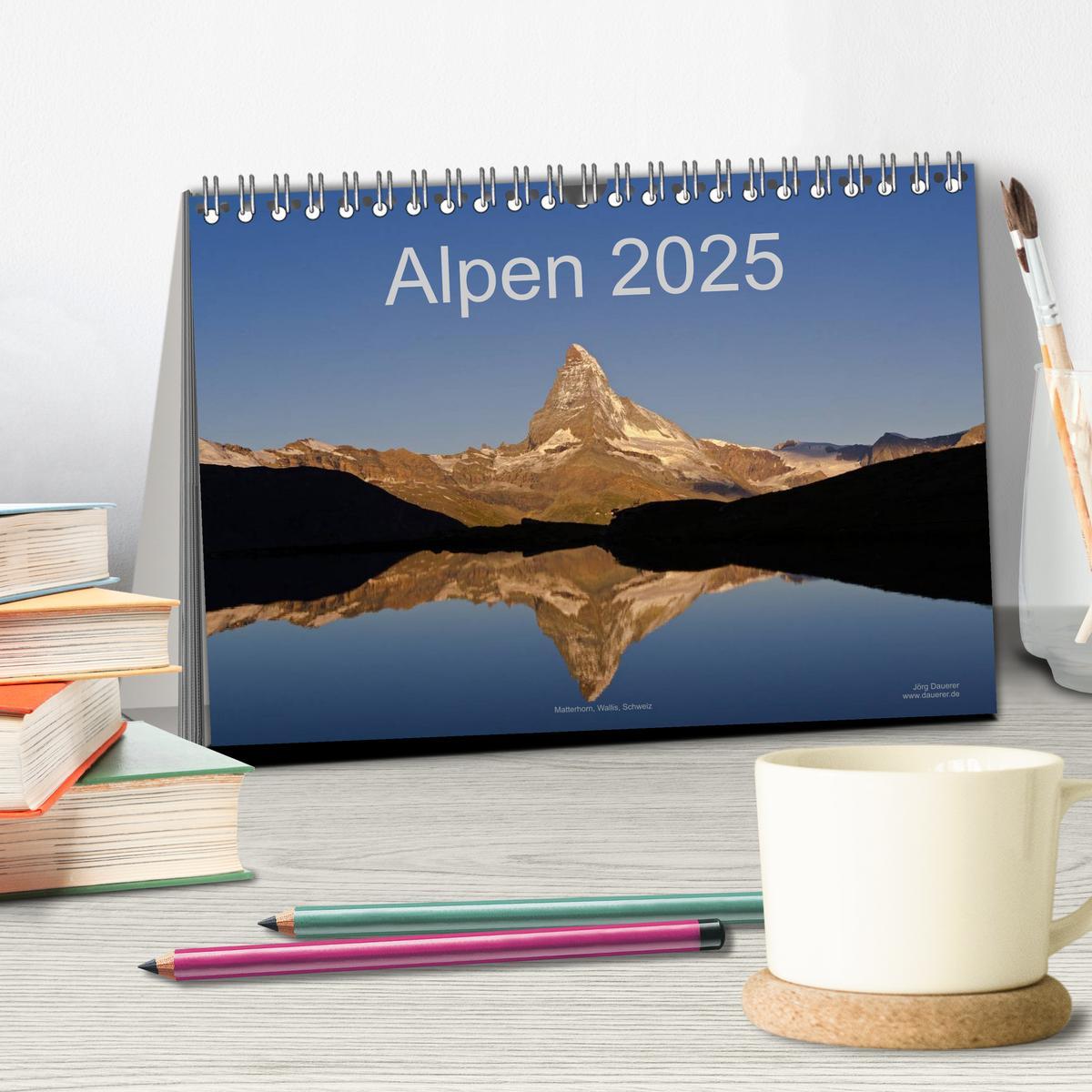 Bild: 9783435648689 | Alpen (Tischkalender 2025 DIN A5 quer), CALVENDO Monatskalender | 2025