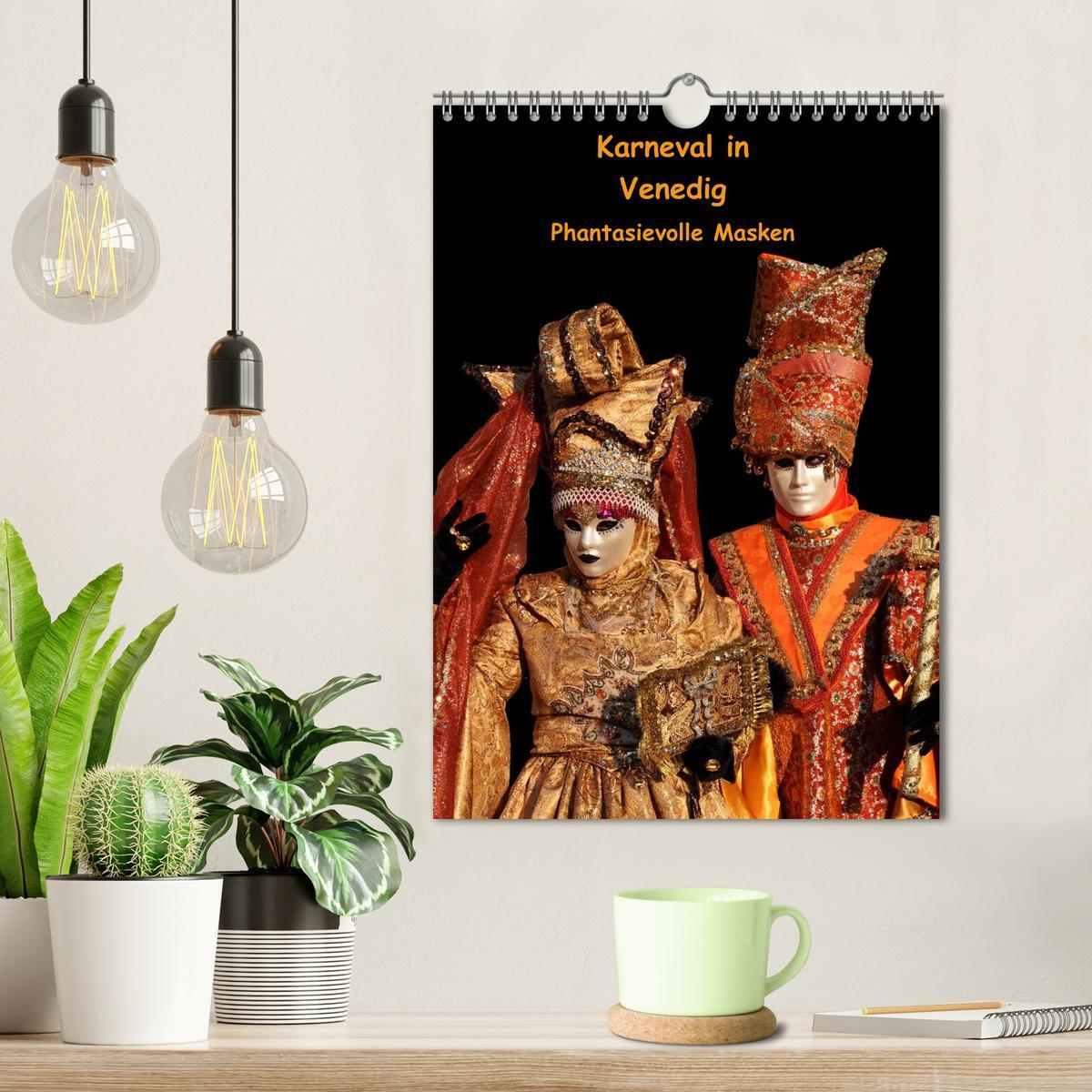 Bild: 9783457087596 | Karneval in Venedig - Phantasievolle Masken (Wandkalender 2025 DIN...