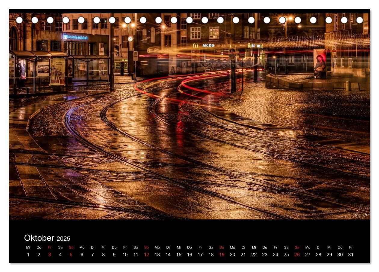 Bild: 9783435723485 | Bremen bei Nacht (Tischkalender 2025 DIN A5 quer), CALVENDO...