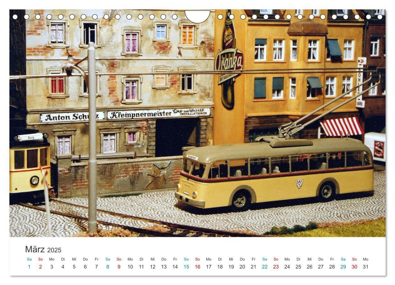 Bild: 9783383761416 | Bahn-Nostalgie im Modell (Wandkalender 2025 DIN A4 quer), CALVENDO...