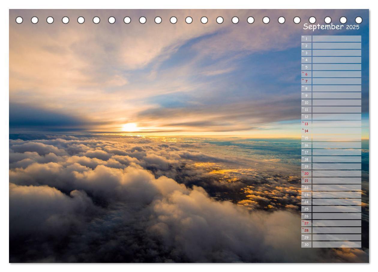 Bild: 9783435372478 | Colours of Flight - Stimmungen über den Wolken (Tischkalender 2025...