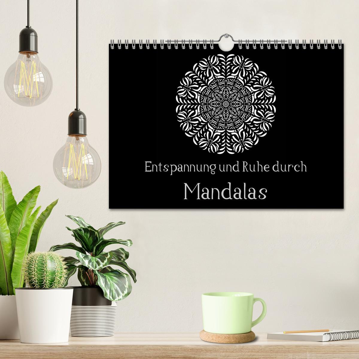 Bild: 9783435463725 | Entspannung und Ruhe durch Mandalas (Wandkalender 2025 DIN A4...