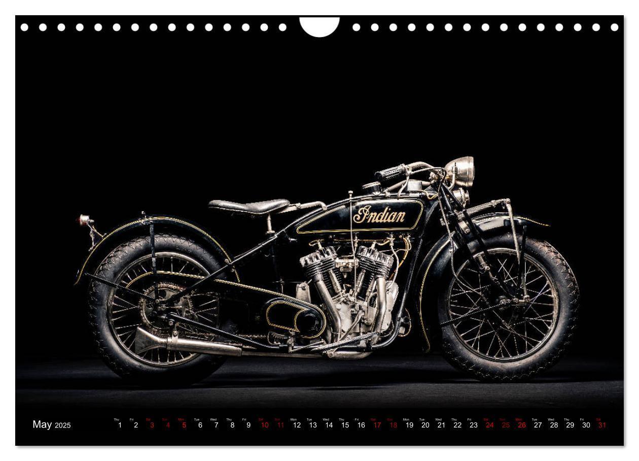 Bild: 9781325944323 | Motorcycle Legends (Wall Calendar 2025 DIN A4 landscape), CALVENDO...