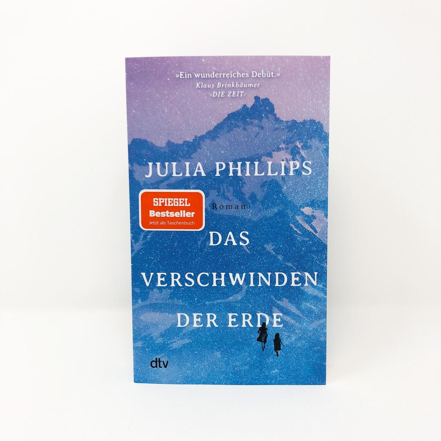 Bild: 9783423148269 | Das Verschwinden der Erde | Roman | Julia Phillips | Taschenbuch