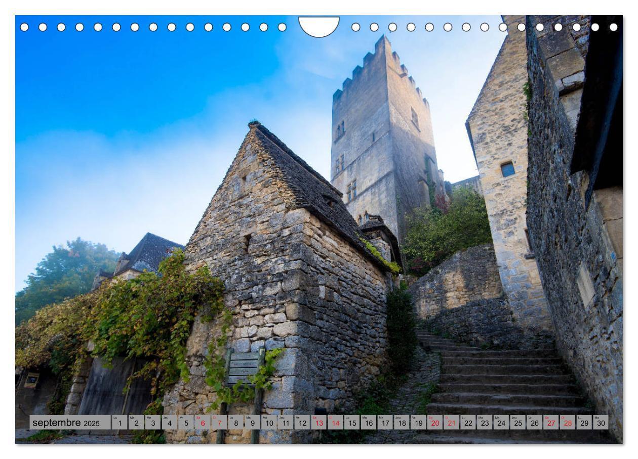 Bild: 9781325944002 | La beauté de la Dordogne ¿ Ancienne et mystique (Calendrier mural...