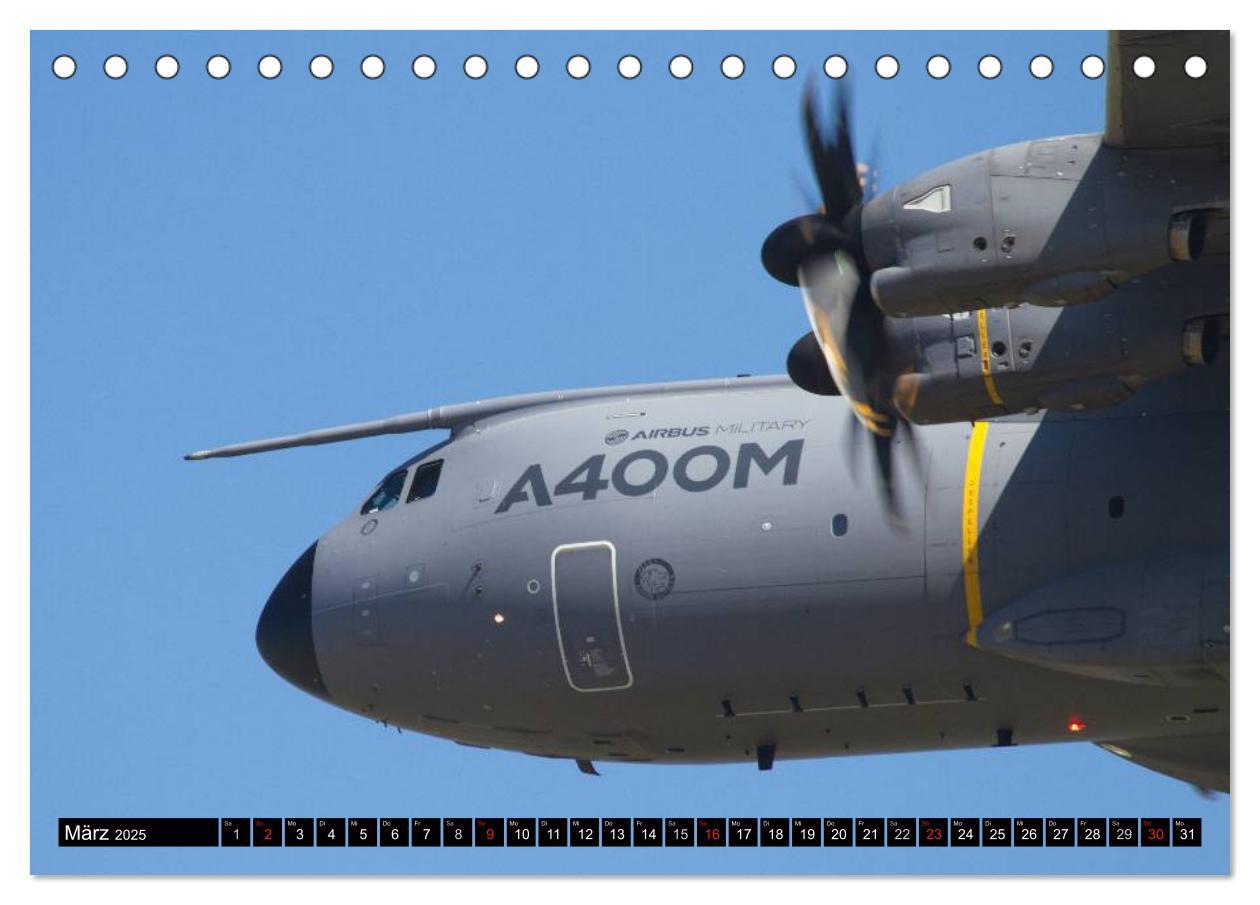 Bild: 9783435469765 | Augenblicke in der Luft: Airbus A400M (Tischkalender 2025 DIN A5...