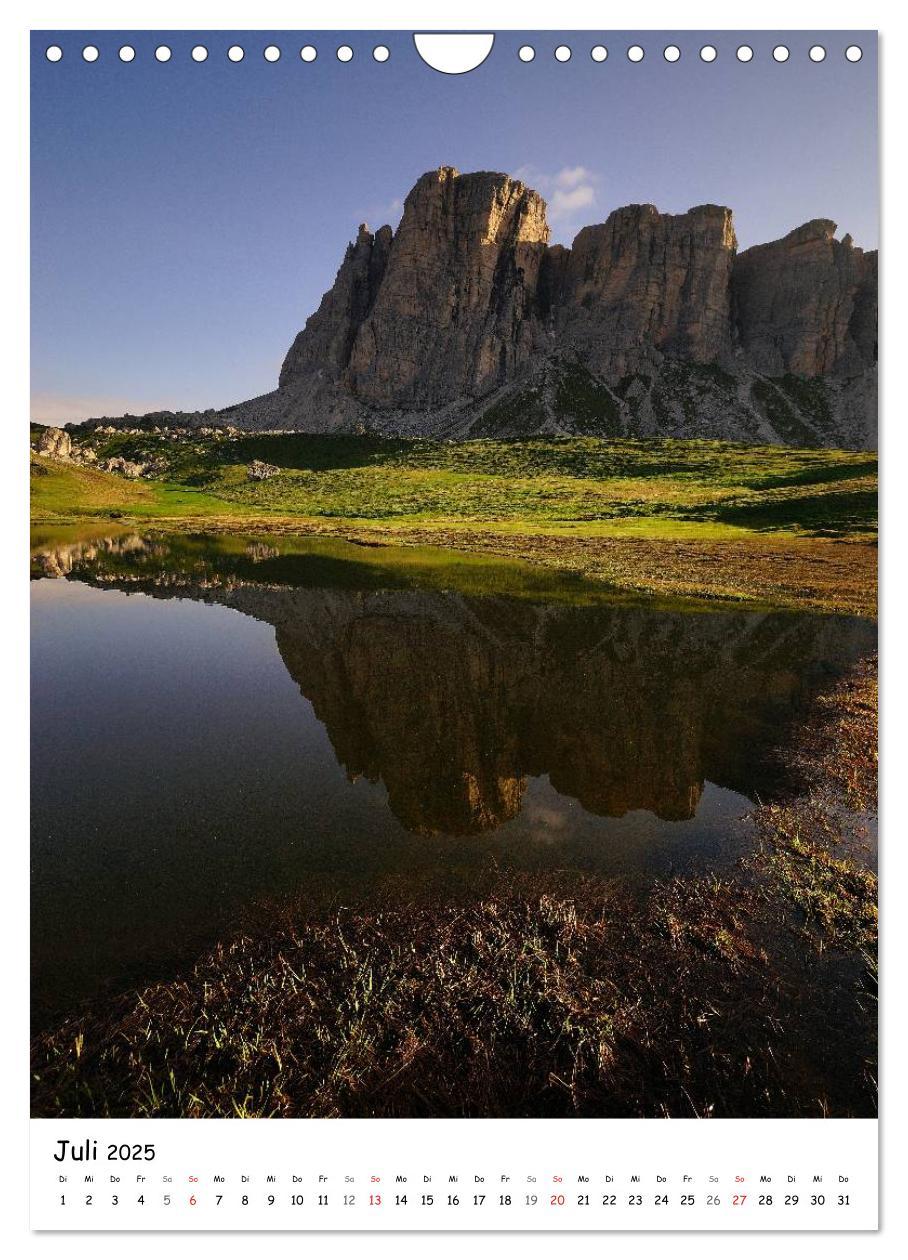 Bild: 9783457046791 | Die Dolomiten um Südtirol (Wandkalender 2025 DIN A4 hoch), CALVENDO...