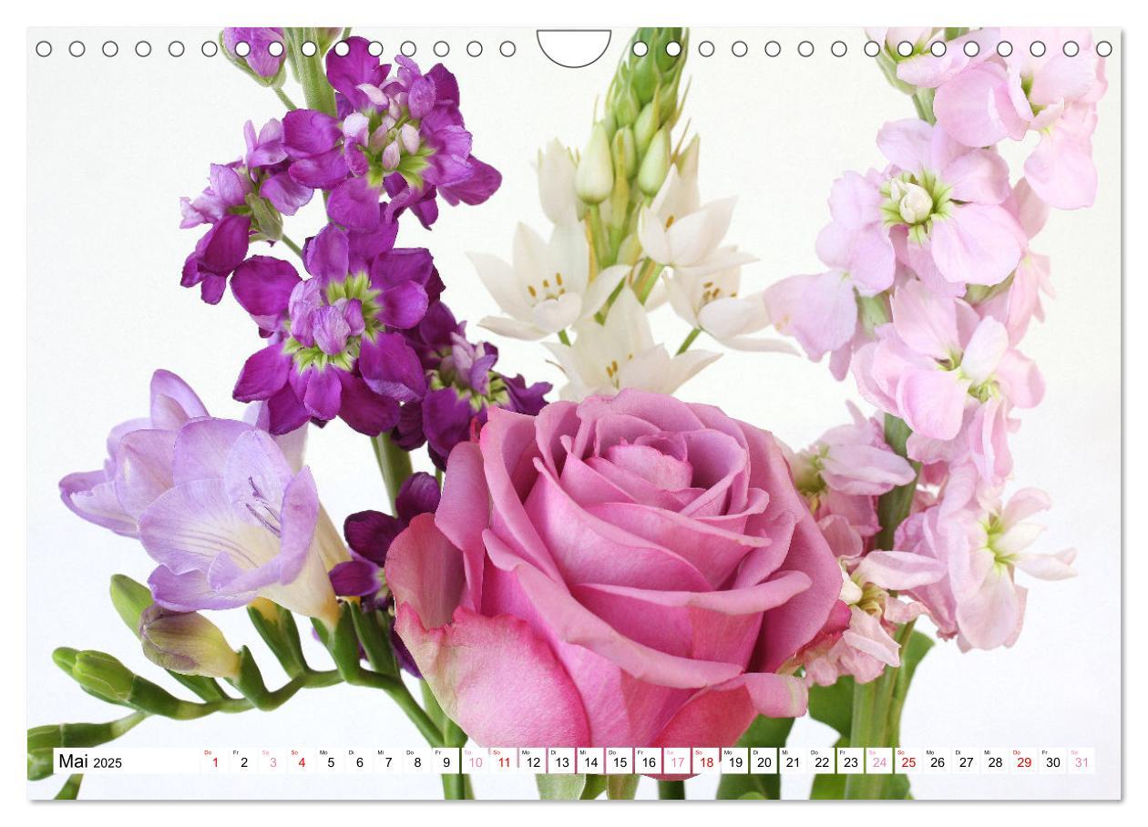 Bild: 9783383826962 | Blumenpracht - Blüten und Sträuße (Wandkalender 2025 DIN A4 quer),...