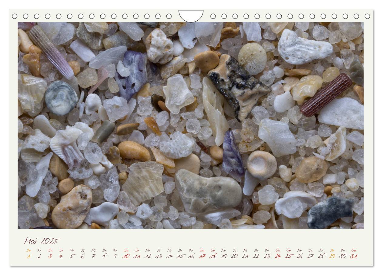 Bild: 9783435135479 | Abenteuer Mikrofotografie Sand (Wandkalender 2025 DIN A4 quer),...