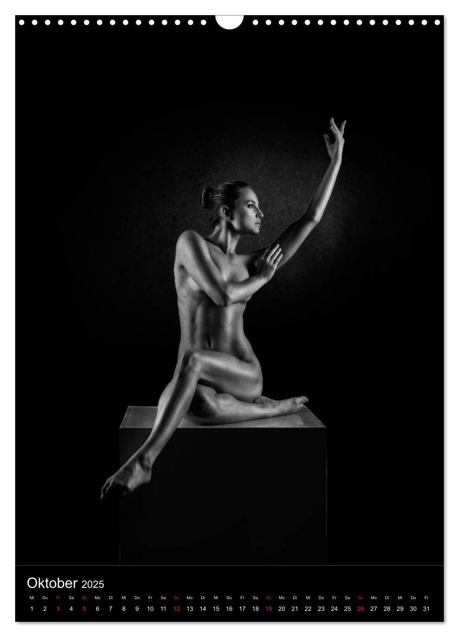 Bild: 9783435970247 | BODY SCULPTURE (Wandkalender 2025 DIN A3 hoch), CALVENDO...