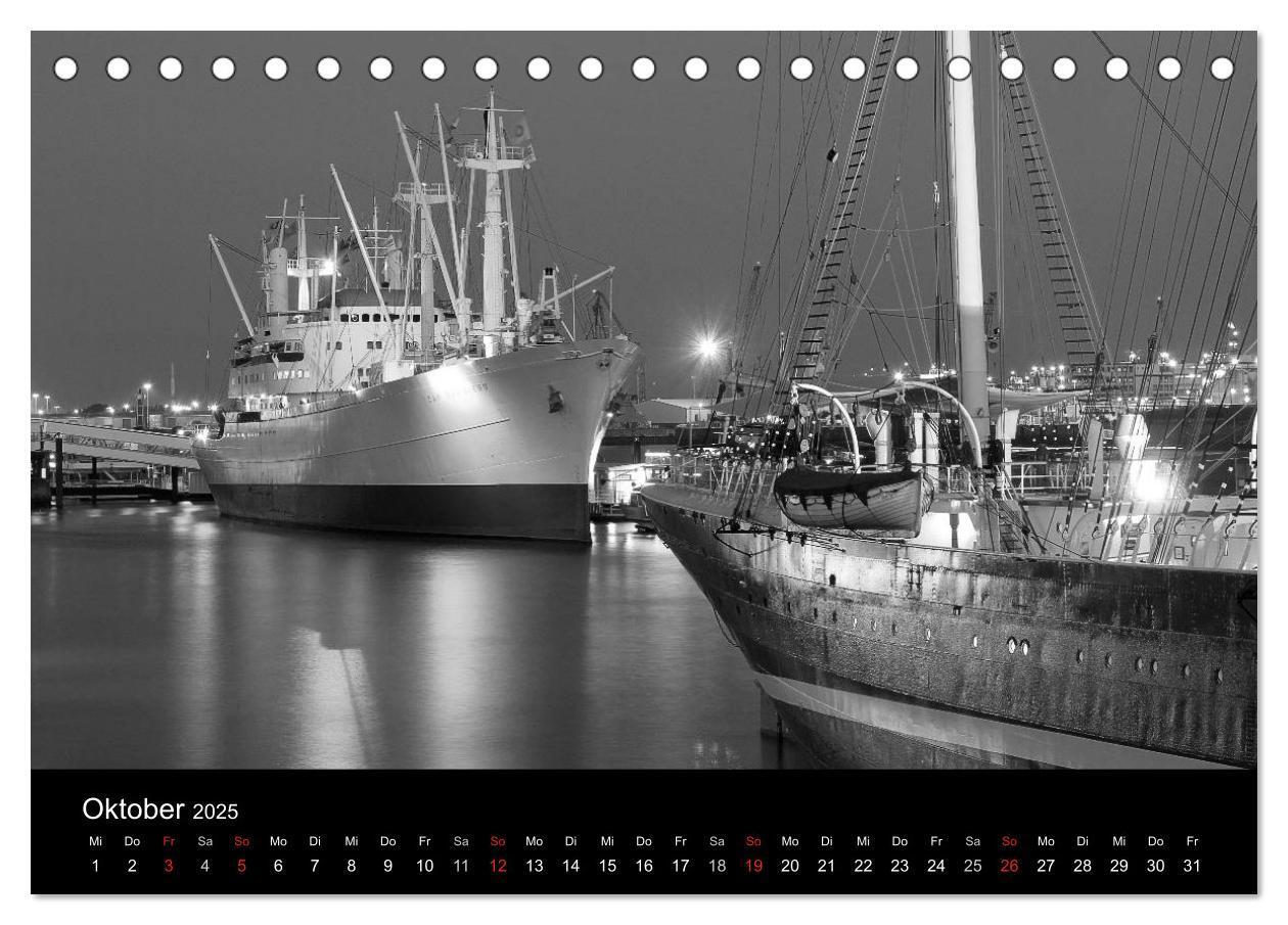 Bild: 9783435718207 | Hamburg monochrome Impressionen (Tischkalender 2025 DIN A5 quer),...