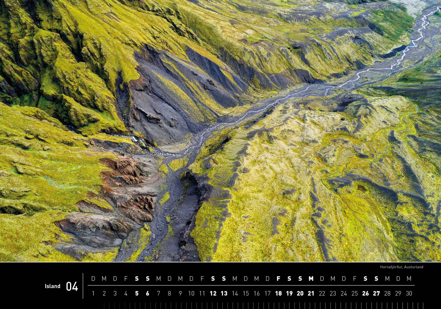 Bild: 9783968555140 | 360° Island Premiumkalender 2025 | Gerhard Zwerger-Schoner | Kalender