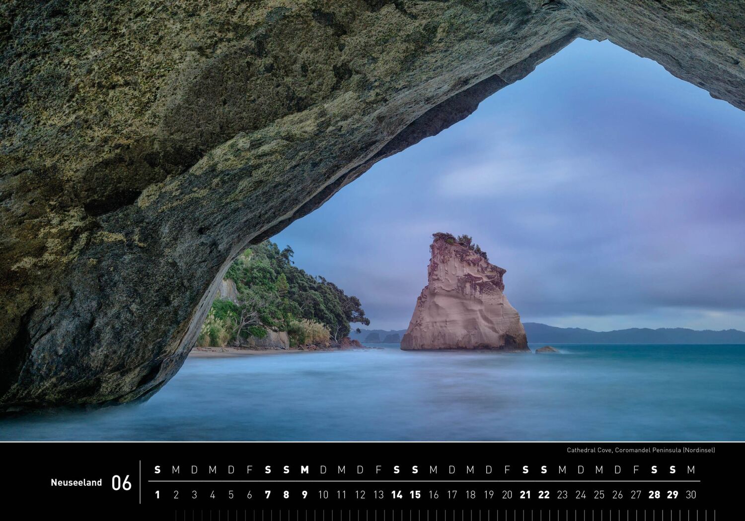 Bild: 9783968555133 | 360° Neuseeland Premiumkalender 2025 | Christian Heeb | Kalender