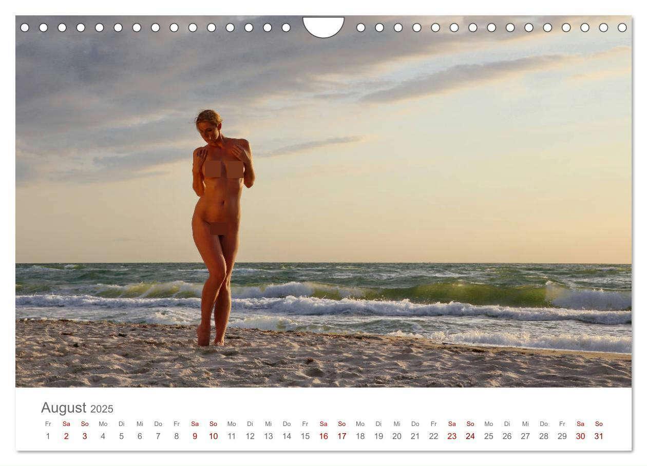 Bild: 9783435438273 | Akt und Meer (Wandkalender 2025 DIN A4 quer), CALVENDO Monatskalender