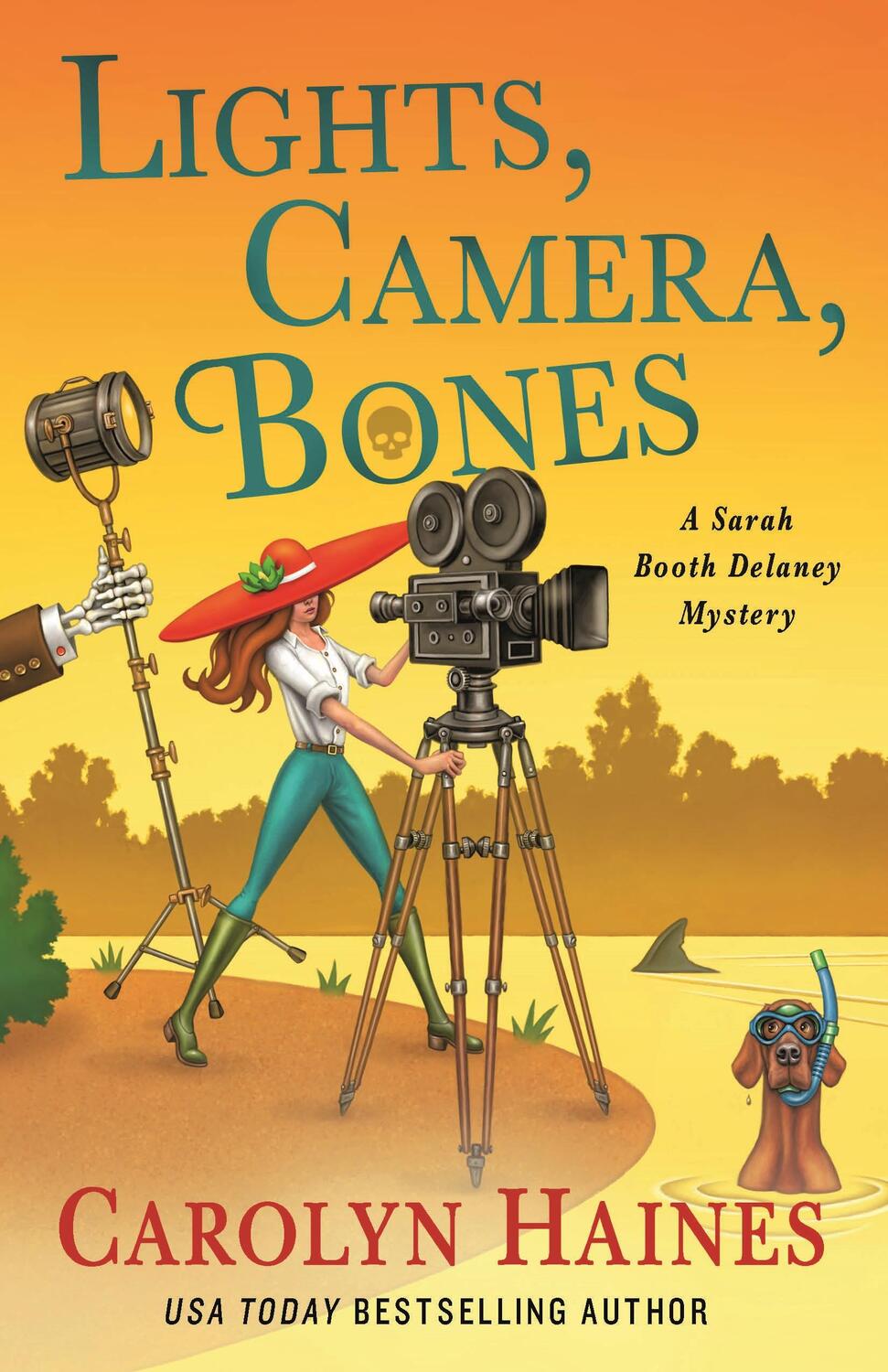 Cover: 9781250885944 | Lights, Camera, Bones | A Sarah Booth Delaney Mystery | Carolyn Haines