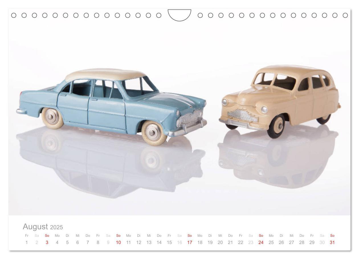 Bild: 9783435471041 | Dinky Toys Spielzeugautos (Wandkalender 2025 DIN A4 quer), CALVENDO...