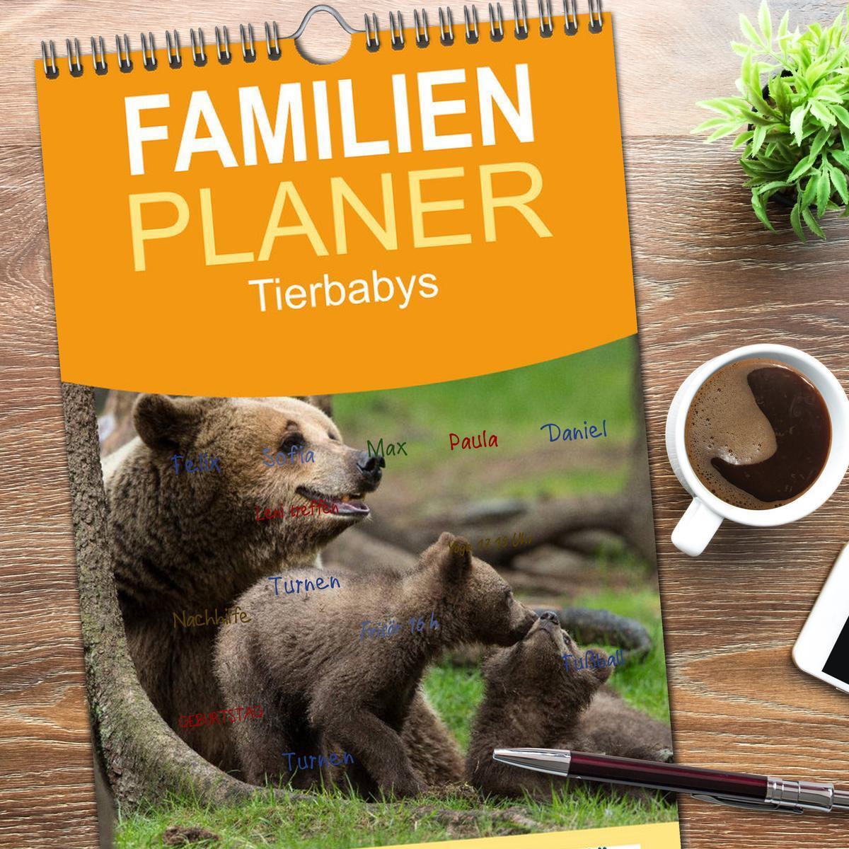 Bild: 9783457115589 | Familienplaner 2025 - Tierbabys 2025 mit 5 Spalten (Wandkalender,...