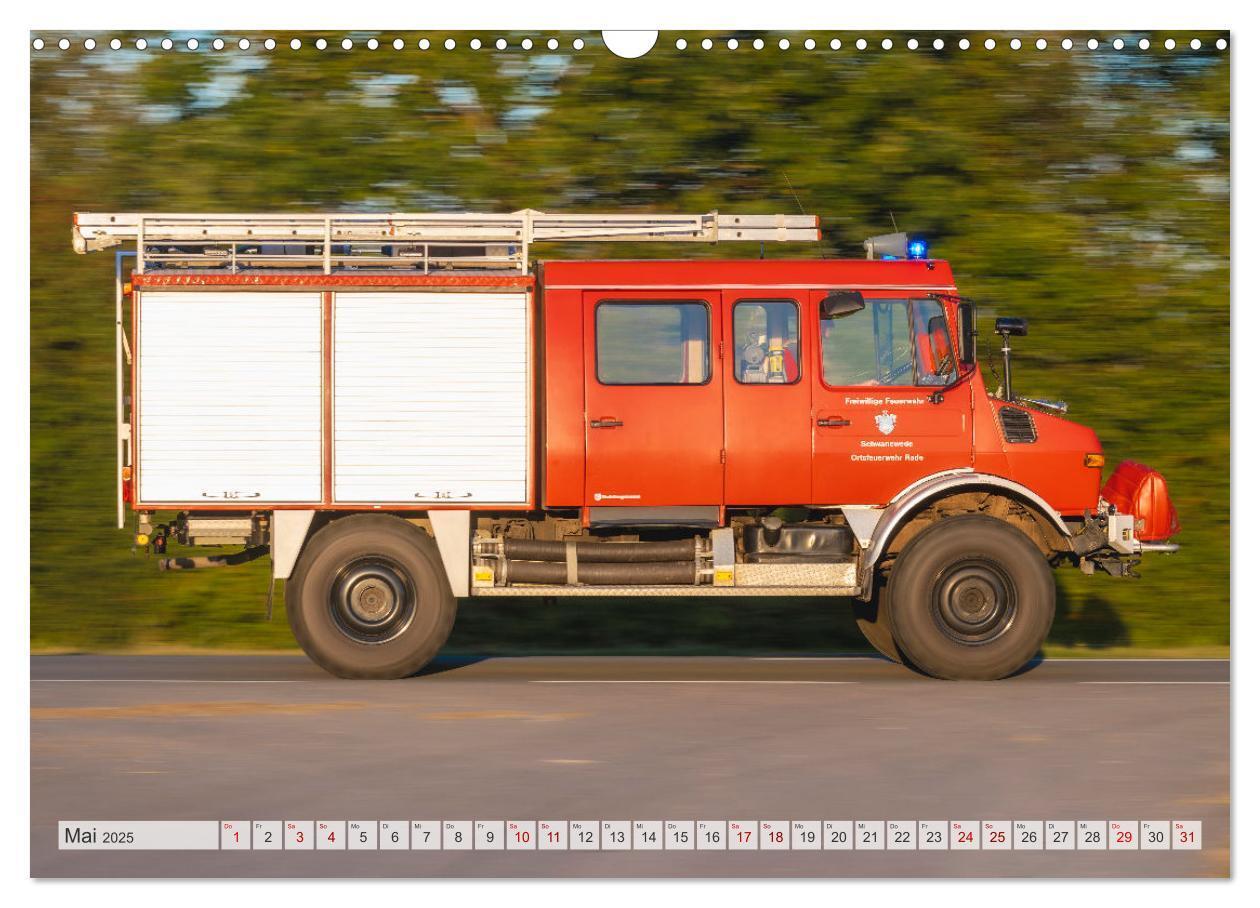 Bild: 9783383931604 | Die 4 UNIMOGS der Feuerwehr Schwanewede (Wandkalender 2025 DIN A3...