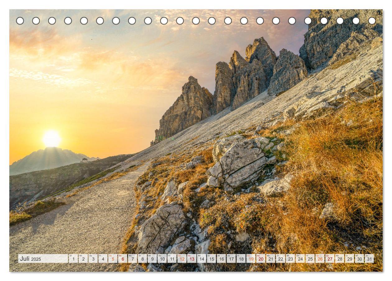 Bild: 9783383996672 | Bergwanderung Dolomiten rund um die Drei Zinnen (Tischkalender 2025...