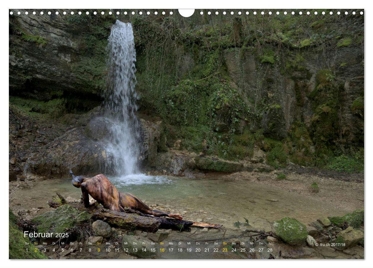 Bild: 9783435300310 | BODYPAINTING AM WASSERFALL VON LINN (Wandkalender 2025 DIN A3...