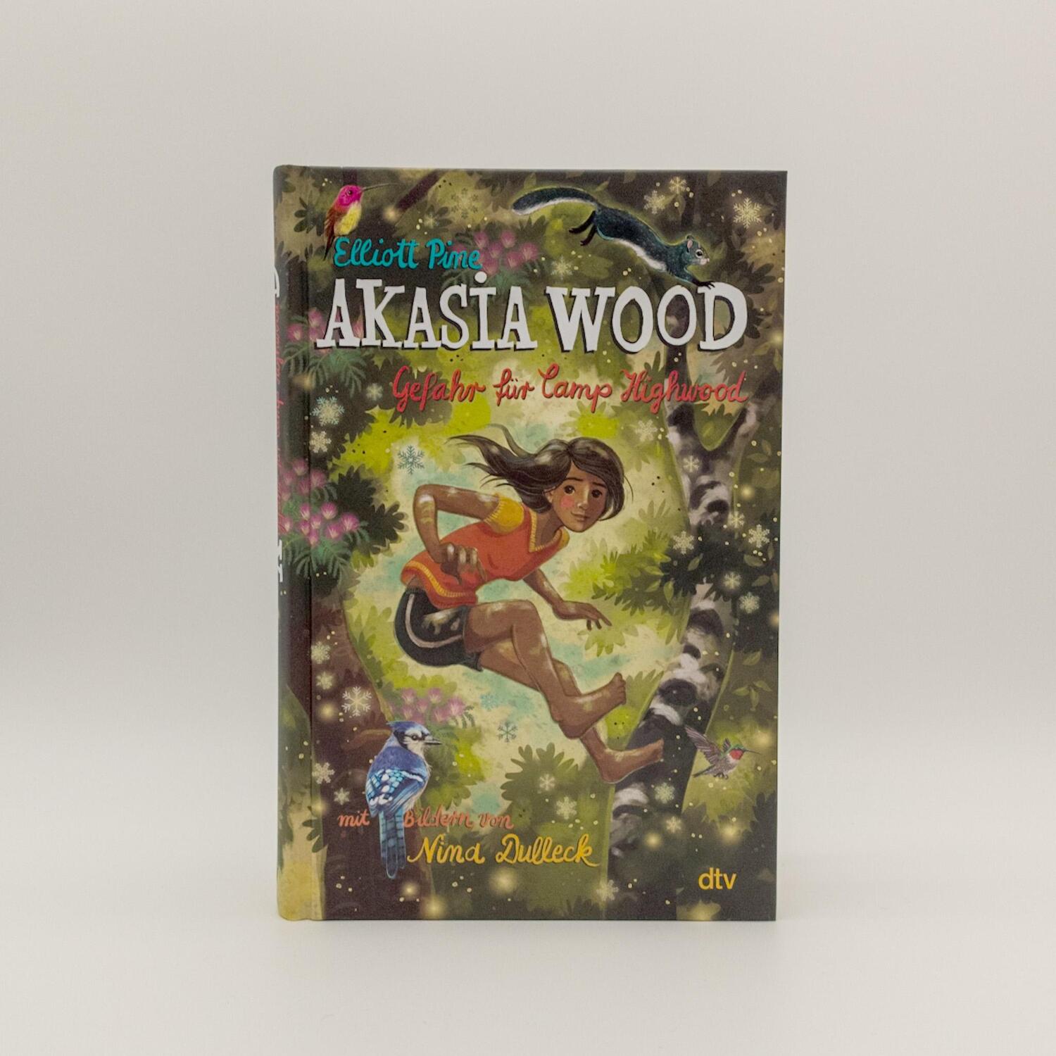 Bild: 9783423764216 | Akasia Wood - Gefahr für Camp Highwood | Elliott Pine | Buch | 192 S.