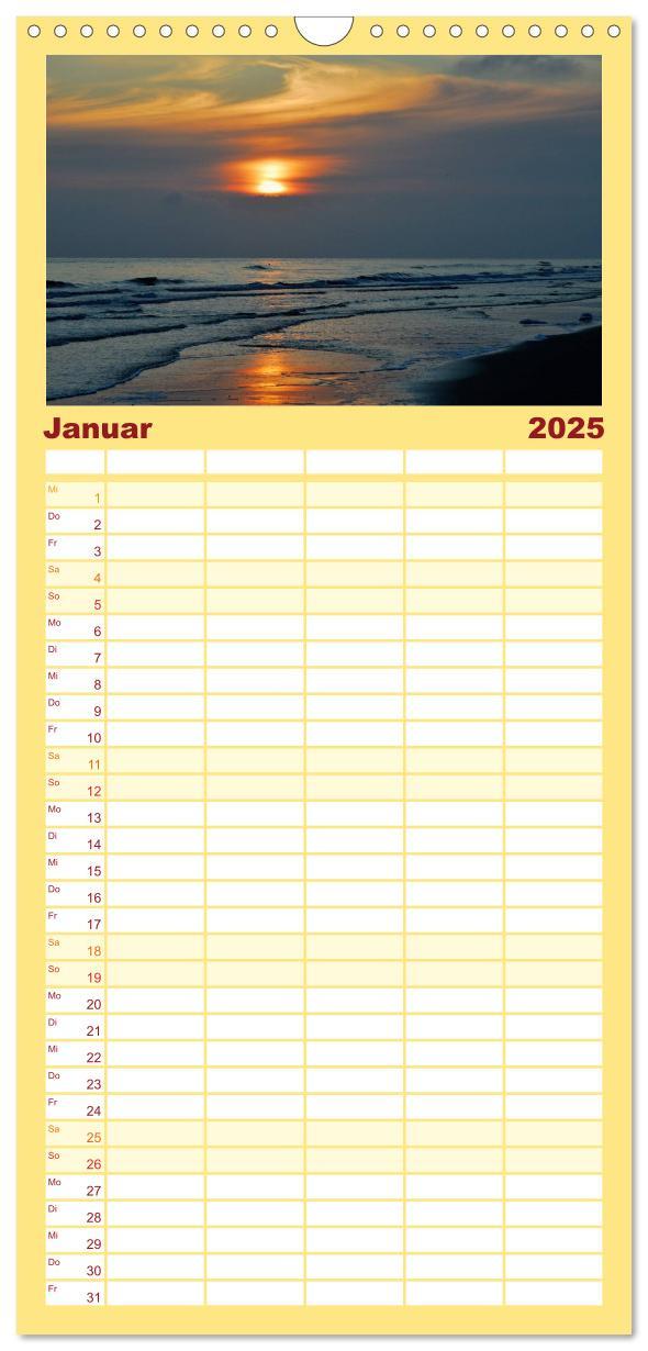 Bild: 9783457118023 | Familienplaner 2025 - Amrum mit 5 Spalten (Wandkalender, 21 x 45...