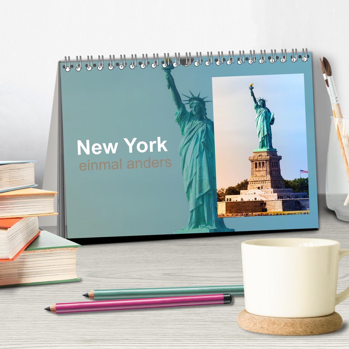 Bild: 9783435171231 | New York - einmal anders (Tischkalender 2025 DIN A5 quer), CALVENDO...