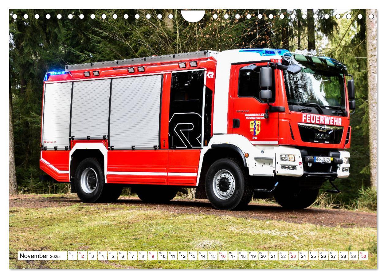 Bild: 9783435338351 | Feuerwehrfahrzeuge (Wandkalender 2025 DIN A4 quer), CALVENDO...