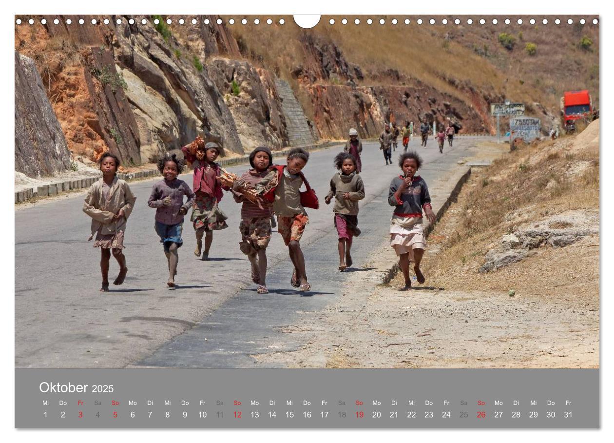 Bild: 9783435479702 | Alltag in Madagaskar (Wandkalender 2025 DIN A3 quer), CALVENDO...