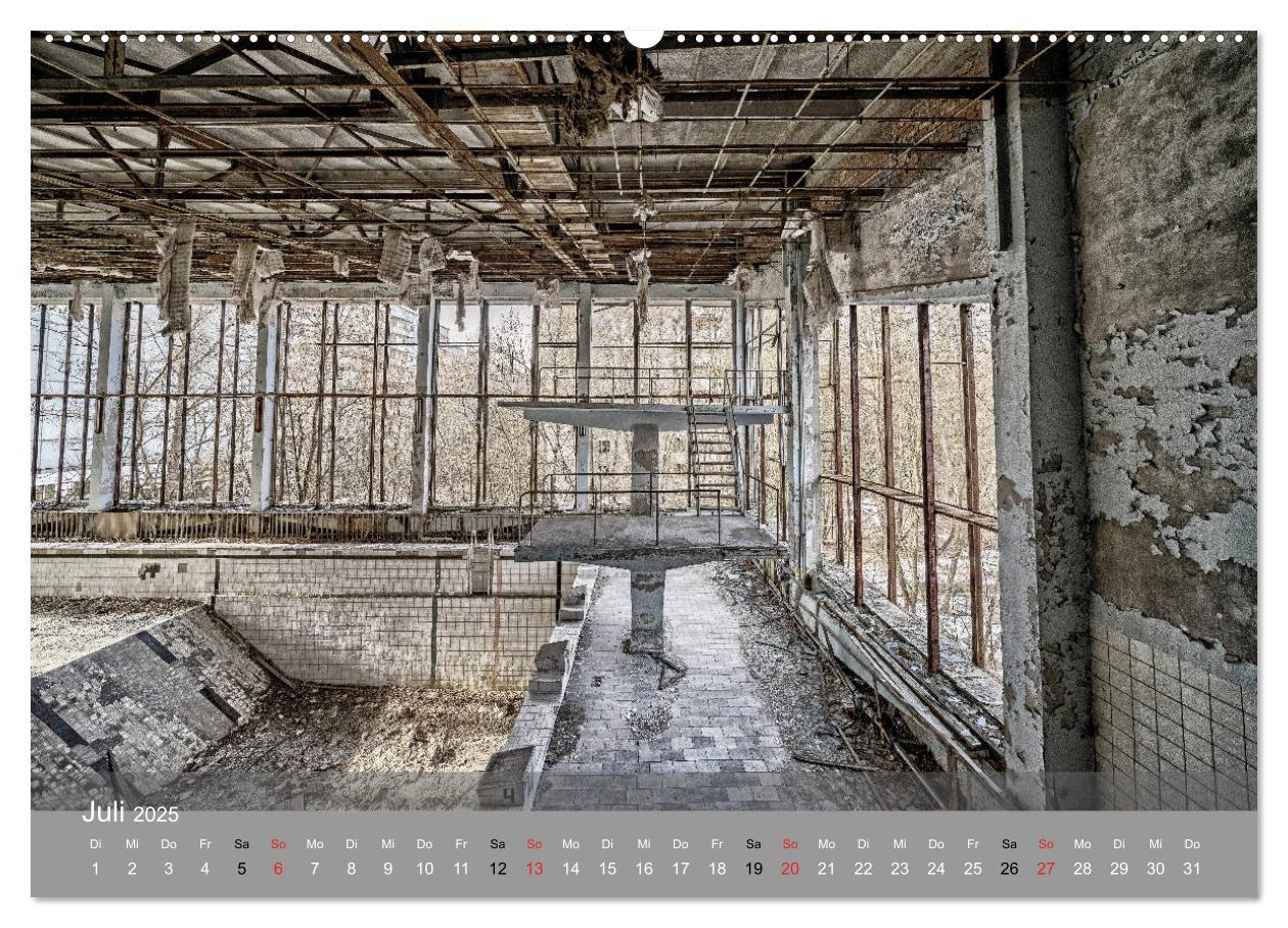 Bild: 9783435168026 | Tschernobyl - In der Sperrzone (Wandkalender 2025 DIN A2 quer),...