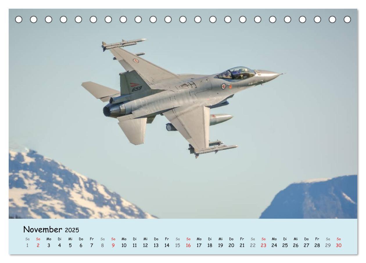 Bild: 9783435575602 | Luftüberlegenheit - Kampfjets in Aktion (Tischkalender 2025 DIN A5...