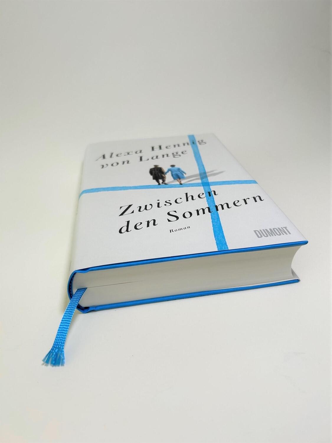 Bild: 9783832181697 | Zwischen den Sommern | Roman | Alexa Hennig Von Lange | Buch | 368 S.