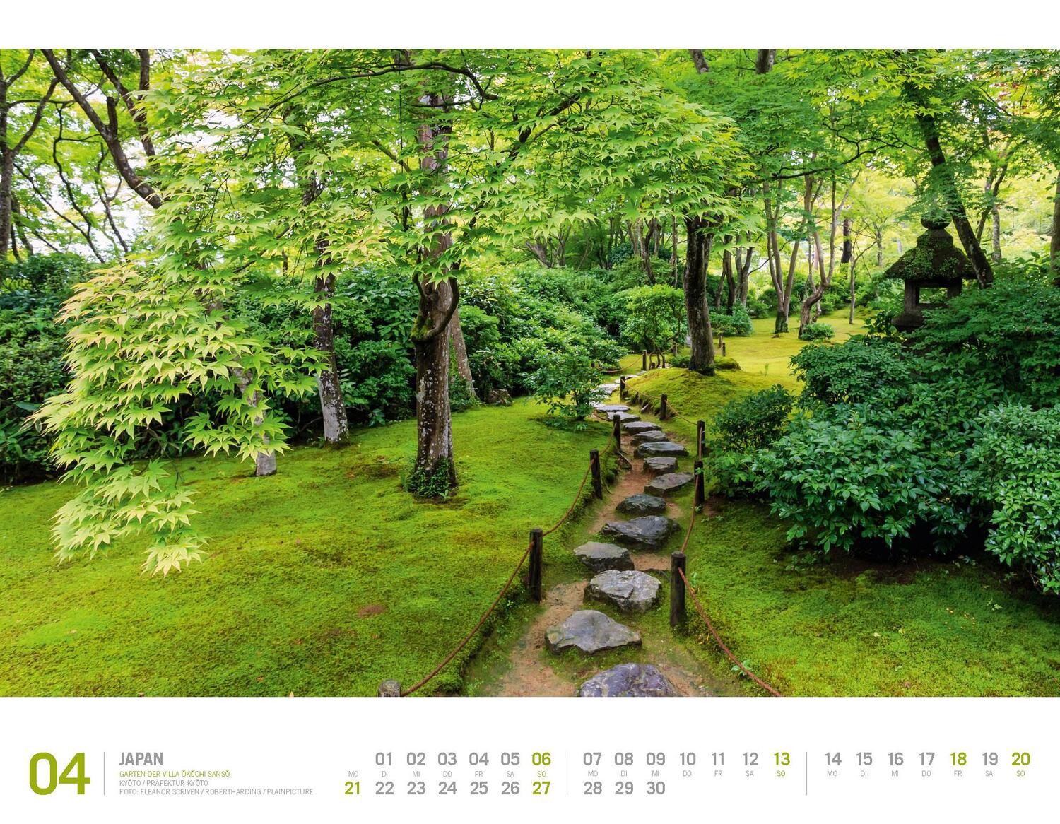 Bild: 9783838425405 | Japan - Unterwegs zwischen Tempeln und Schreinen Kalender 2025 | 14 S.