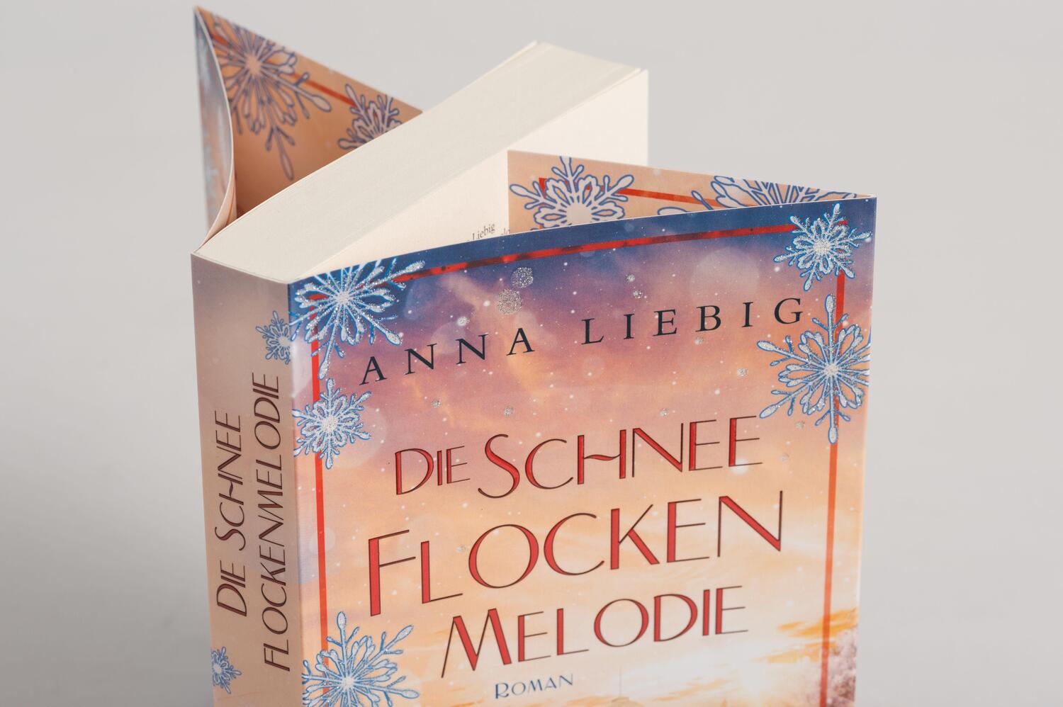 Bild: 9783734110658 | Die Schneeflockenmelodie | Roman | Anna Liebig | Taschenbuch | 336 S.