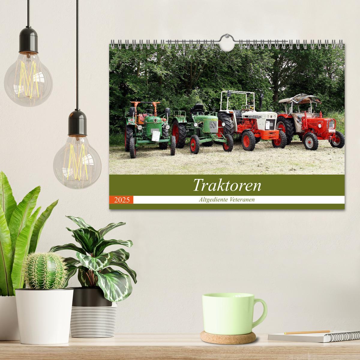 Bild: 9783435212576 | Traktoren - Altgediente Veteranen (Wandkalender 2025 DIN A4 quer),...