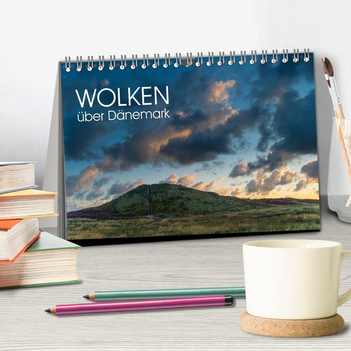 Bild: 9783435519064 | Wolken über Dänemark (Tischkalender 2025 DIN A5 quer), CALVENDO...