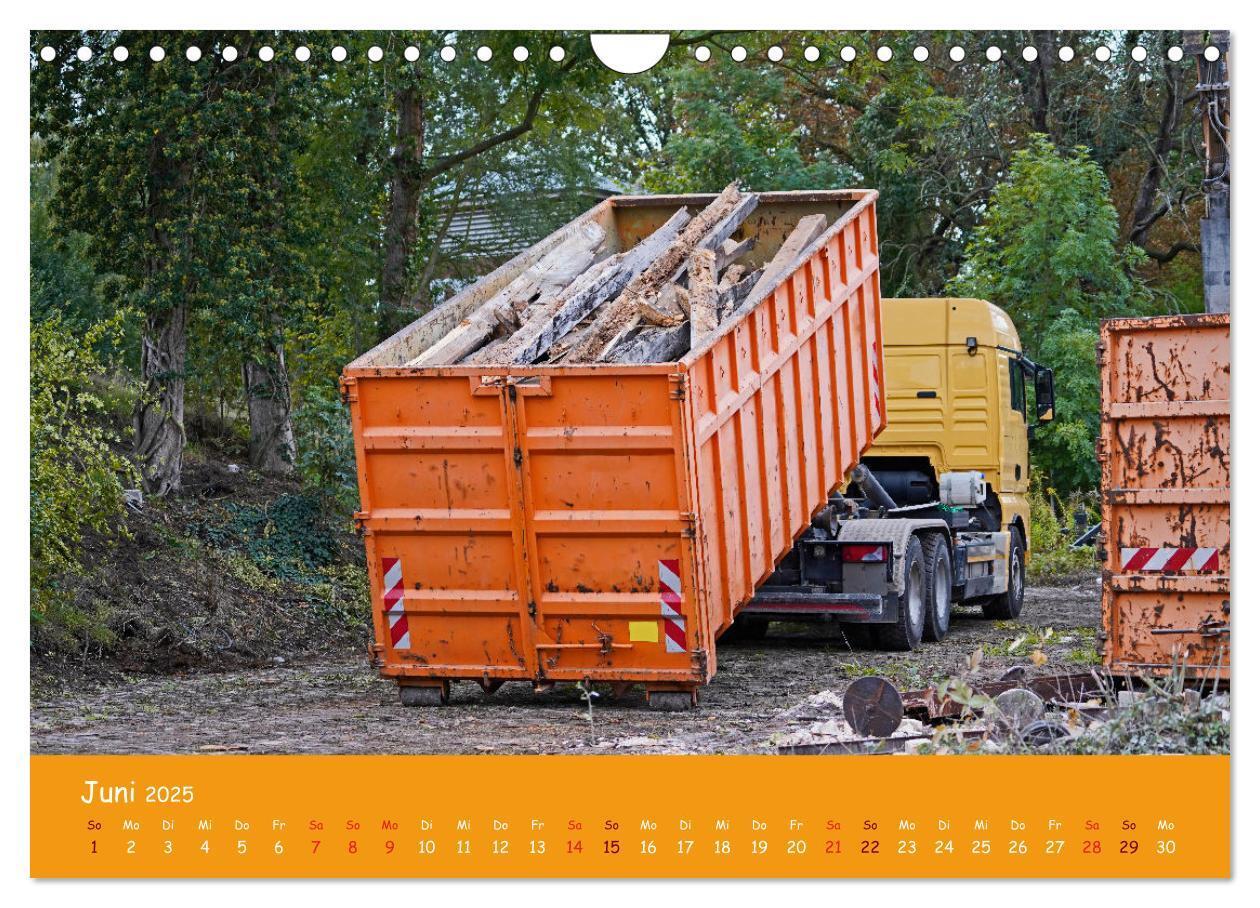 Bild: 9783383999628 | Baumaschinen im Einsatz (Wandkalender 2025 DIN A4 quer), CALVENDO...