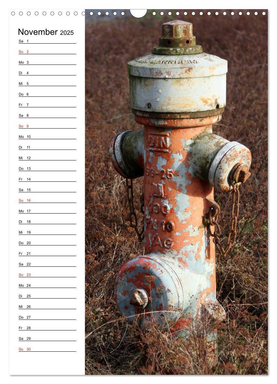 Bild: 9783457019986 | Nostalgie Hydranten (Wandkalender 2025 DIN A3 hoch), CALVENDO...